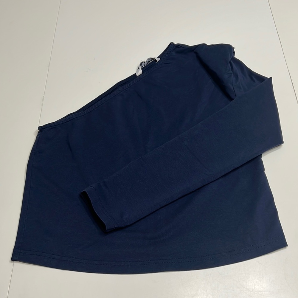 Black One Shoulder  crop top size small